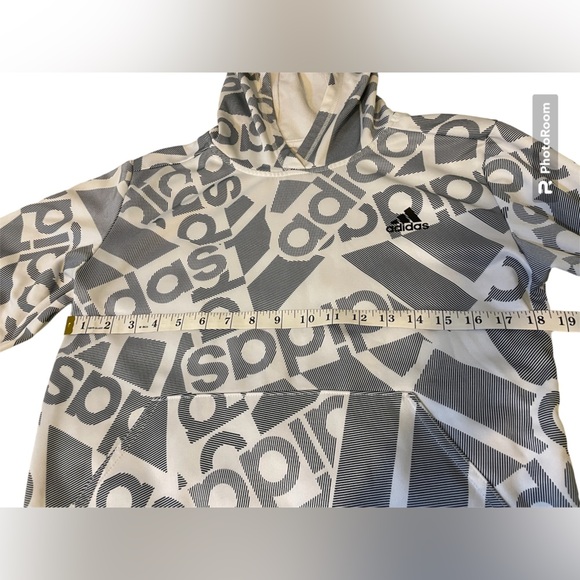 Adidas sweater - Picture 4 of 7